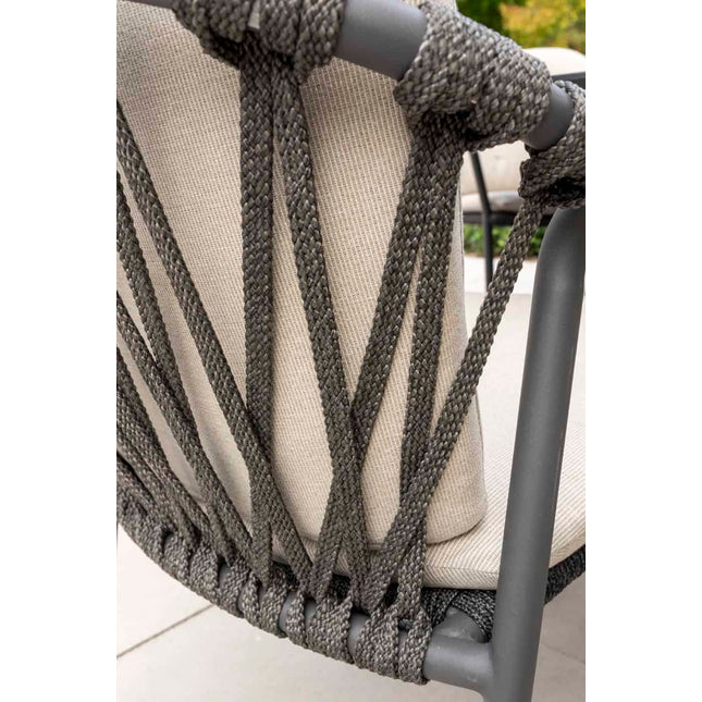 Taste 4SO Manitoba Stapelbare Essstuhl Anthrazit + Prado Tisch mit Keramik -Tisch -Top -Lauf Anthrazit 240 cm