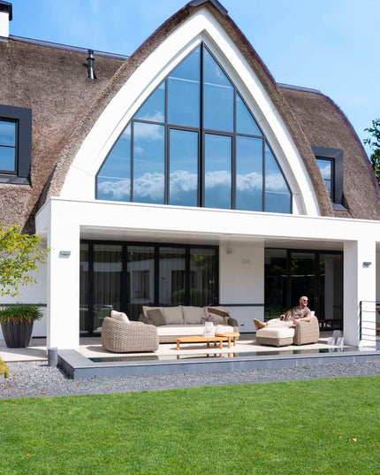 4 Seasons Outdoor Maxime Lounge Set + Finn -Kaffeetische Keramik