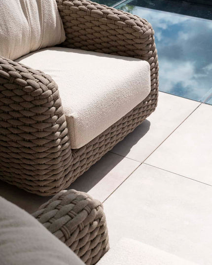 4 Seasons Outdoor Maxime Lounge Set + Finn -Kaffeetische Keramik