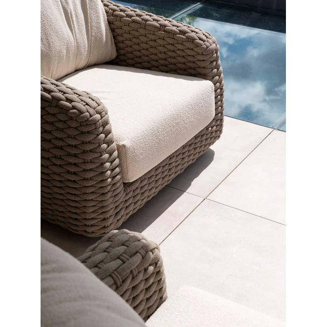 4 Seasons Outdoor Maxime Lounge Set + Finn -Kaffeetische Keramik