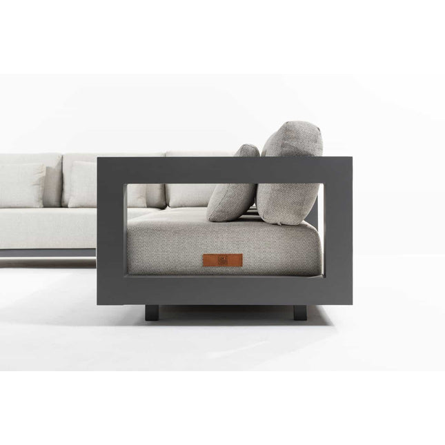 4 Seasons Outdoor Metropolitan Lounge auf der linken Seite ohne Couchtisch