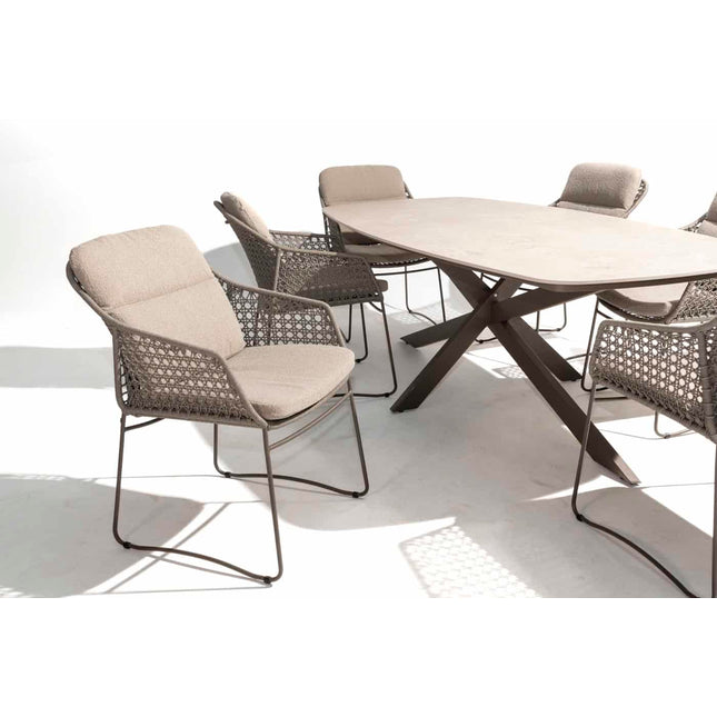 4 Seasons Outdoor Moretti High Back Speisesuhl + Arizona Tisch Keramikblatt Kieselform 240 cm