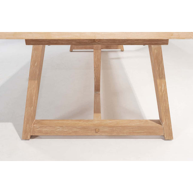 4 Seasons Outdoor Como Dining + Taste 4SO Noah gebürstete Teaktisch 260 cm