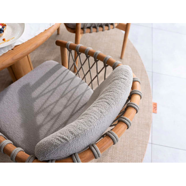 4 Seasons Outdoor Nora Essstuhl + Taste 4SO Prado Teaktisch 130 Ø CM Teak -Basis