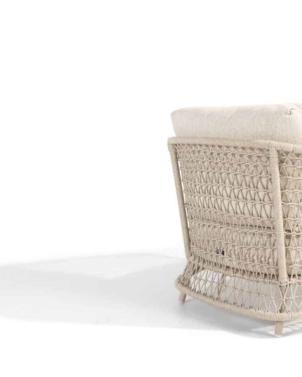 4 Seasons Outdoor Sardinia Chaise Lounge Sofa + Puccini Lounge Stuhl + Volta Couchtisch 80 Ø CM