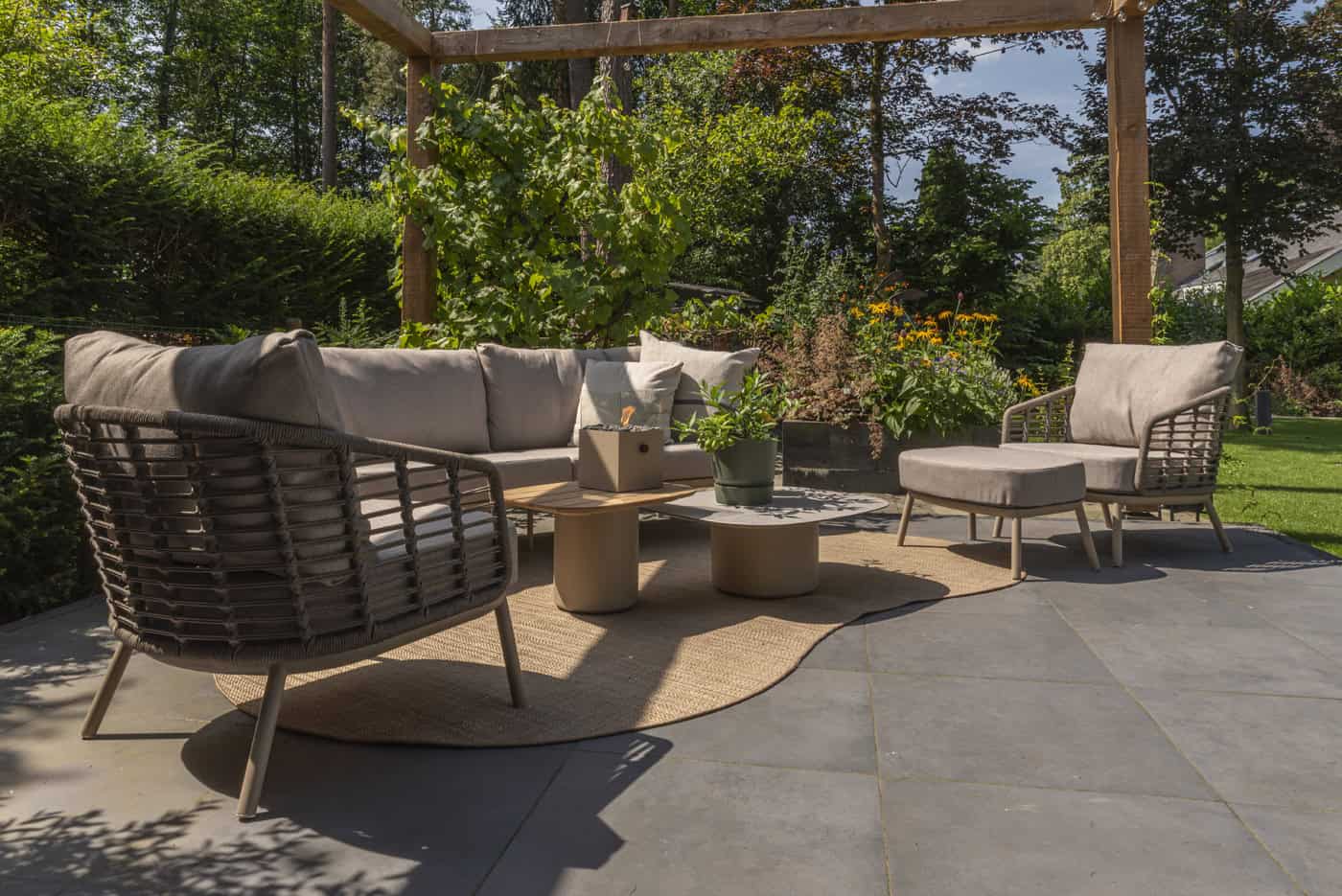 4SO Puglia lounge set + Taste 4SO Demi salontafels (2 st.)