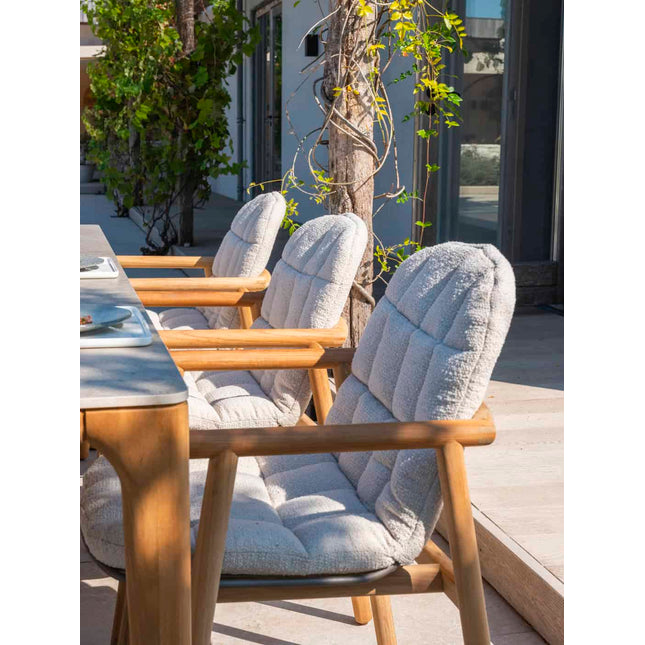 4 Seasons Outdoor Samos Essstuhl + Taste 4SO Prado Teaktisch 130 Ø CM