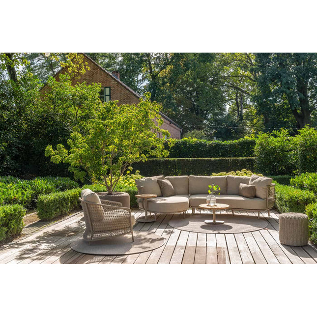 4 Seasons Outdoor Sardinia Chaise Lounge Sofa + Puccini Lounge Stuhl + Volta Couchtisch 80 Ø CM