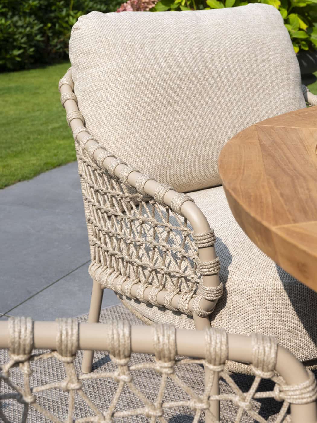 4SO Sardinia low dining set (6 st.) met Nevada tafel 250x105cm