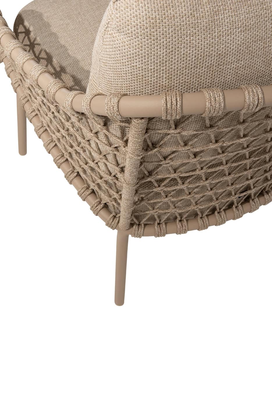 4SO Sardinia low dining set (4 st.) + Taste 4SO Saba tafel ⌀130cm