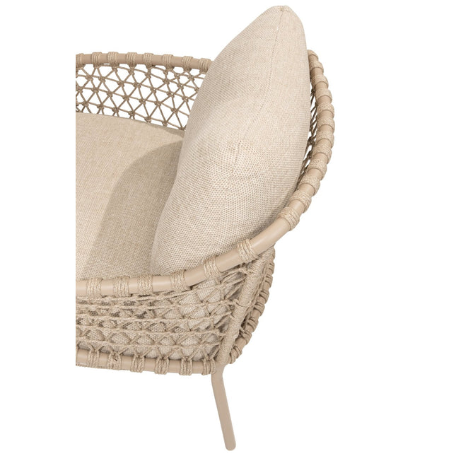4 Seasons Outdoor Garten Sardinia niedriger Esstuhl + Taste 4SO Donato Low Dining Tabelle 160 cm Ø Latte